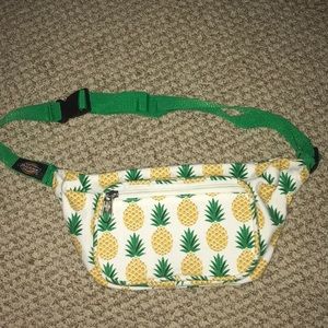 Dickies Pineapple Fanny Pack